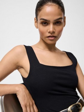  Culaith Choirp Muineál Cearnógach Dubh | Barraí French Connection do Mhná