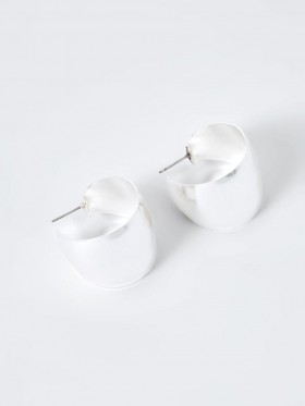  Små grova ringörhängen i silver | Damsmycken French Connection