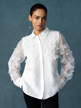  Camisa Camden blanca de verano con adornos florales 3D | Camisas French Connection para mujer