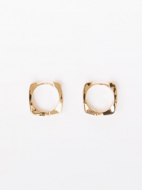  Čtvercové náušnice Huggie, bílo-zlaté | Dámské šperky French Connection